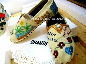 Chandi decorated these shoes.