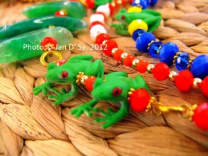 Froggy jewelry piece by Tsarena